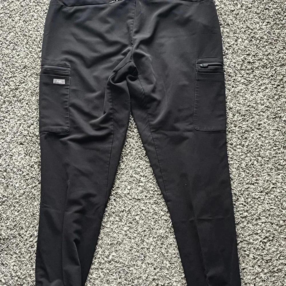 FIGS Technical Collection Black Scrub Jogger Pants W19SW2002 Mens Small